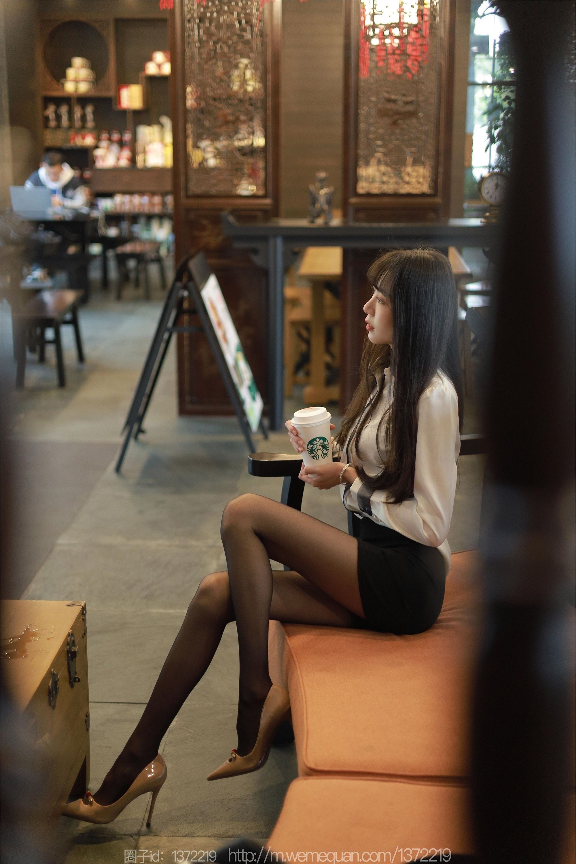 IESS异思趣向  2023.02.14 丝享家 1361 团团《美腿下午茶》